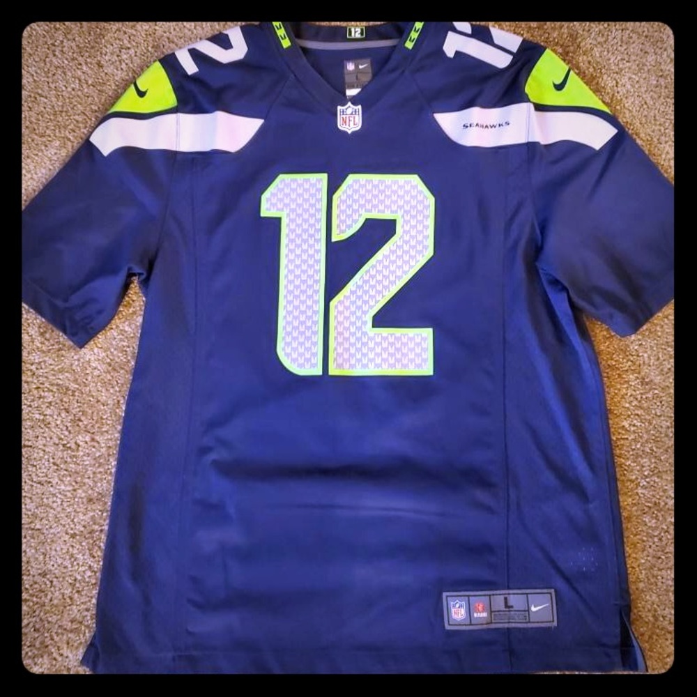 Men’s Seahawks jersey
